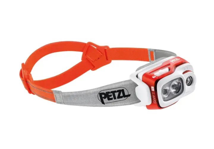 Petzl Swift RL Stirnlampe im Test: Kompakt, hell und reaktiv für Abenteuer.