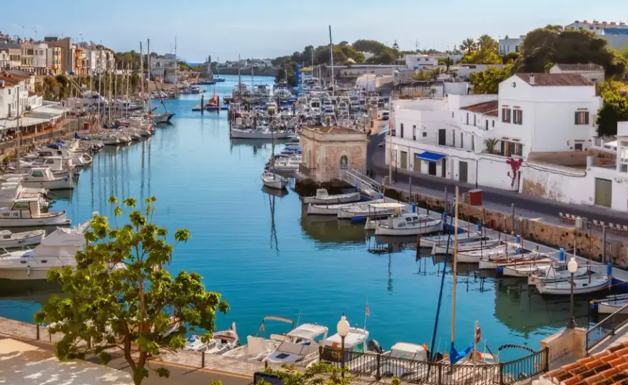 Menorca Highlights - Dein Guide für Buchten, Kultur & Natur